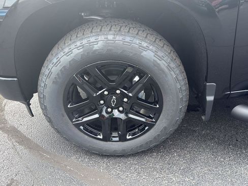 New 2026 Chevrolet Silverado 1500 Custom AWD/4WD image 39