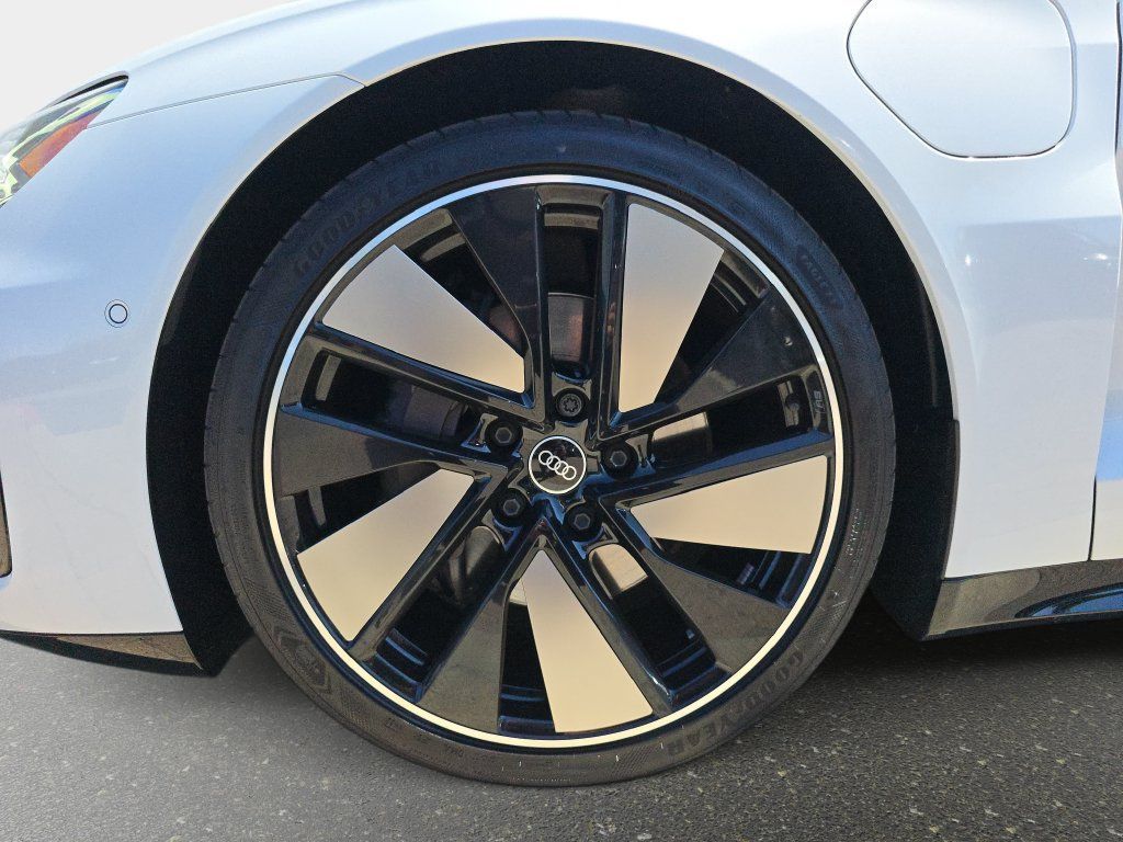 Used 2023 Audi e-tron GT Prestige w/ Prestige Package AWD/4WD image 36