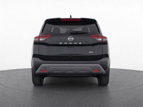 Used 2023 Nissan Rogue S AWD/4WD image 7