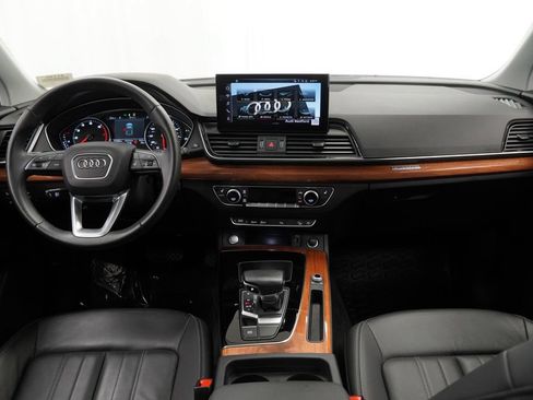 Used 2023 Audi Q5 2.0T Premium w/ Convenience Package AWD/4WD image 7