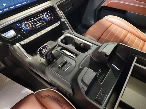 Certified 2024 GMC Sierra 1500 Denali Ultimate AWD/4WD image 18