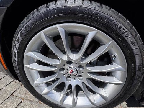 Used 2014 BMW 750Li xDrive image 18