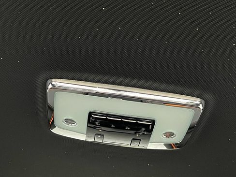 Certified 2024 Rolls-Royce Cullinan Black Badge AWD/4WD image 24