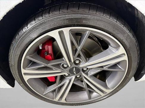 Used 2025 Genesis G70 2.5T w/ Sport Prestige Package RWD image 14