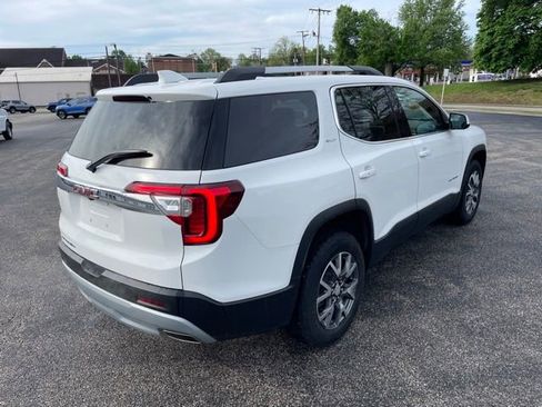 Used 2023 GMC Acadia SLT w/ Preferred Package FWD image 5
