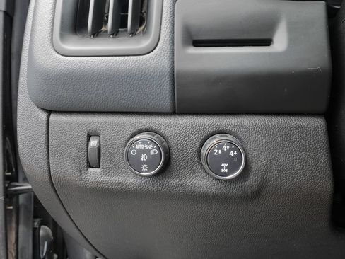 Used 2016 Chevrolet Colorado Z71 AWD/4WD image 22