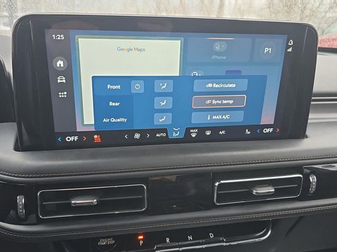 Used 2025 Lincoln Aviator AWD image 24