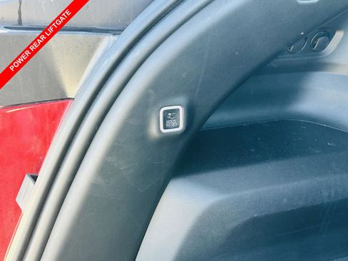 Used 2024 Jeep Wagoneer Launch Edition image 19