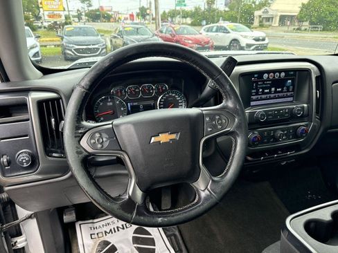Used 2018 Chevrolet Silverado 1500 LT w/ All Star Edition RWD image 15