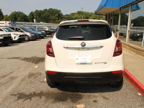 Used 2020 Buick Encore Sport Touring w/ Safety Package AWD/4WD image 5
