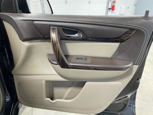 Used 2015 GMC Acadia Denali image 28