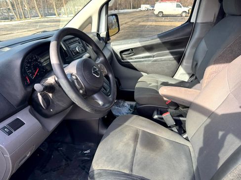 Used 2013 Nissan NV200 S w/ Cruise Control Pkg image 23