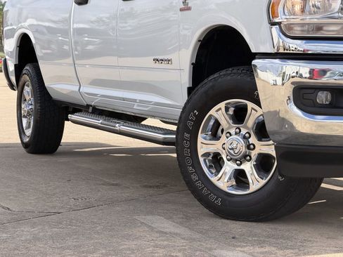 Used 2024 RAM 2500 Big Horn AWD/4WD image 12