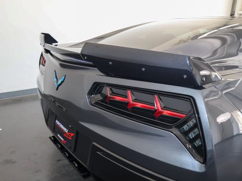 Used 2017 Chevrolet Corvette Grand Sport RWD image 38