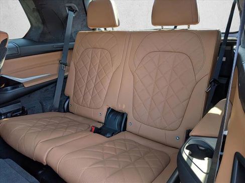 New 2026 BMW X7 xDrive40i w/ M Sport Package image 17