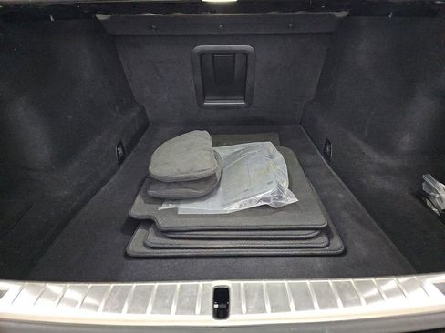 Used 2022 BMW ALPINA B7 xDrive ALPINA B7 xDrive w/ Luxury Rear Seating Package image 14