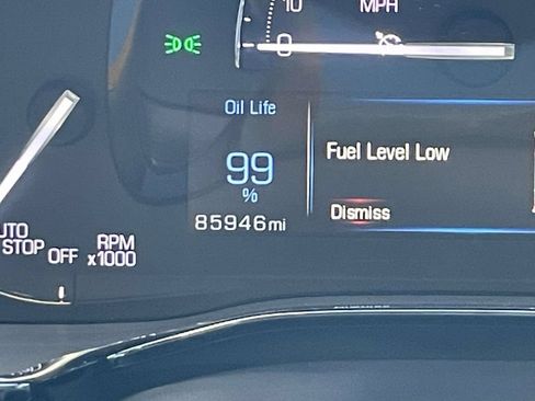 Used 2018 Cadillac XT5 Luxury w/ Driver Awareness Package AWD/4WD image 26