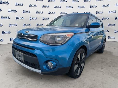Used 2018 Kia Soul + FWD image 6