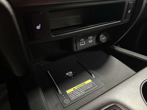 Used 2024 Honda Passport EX-L image 18