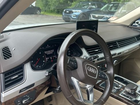 Used 2018 Audi Q7 2.0T Premium AWD/4WD image 4