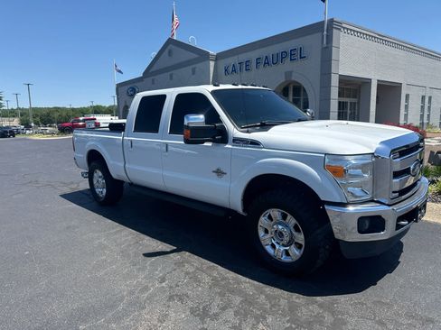 Used 2014 Ford F250 Lariat w/ Chrome Package AWD/4WD image 3