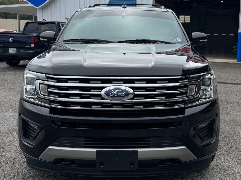 Used 2018 Ford Expedition Max XLT w/ Equipment Group 202A AWD/4WD image 2