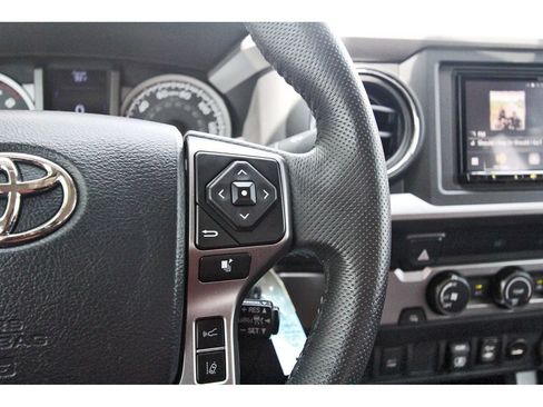 Used 2019 Toyota Tacoma SR5 RWD image 24