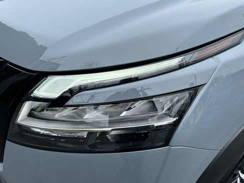 Certified 2023 Nissan Pathfinder Platinum AWD/4WD image 7