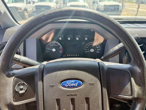 Used 2015 Ford F450 XL image 11