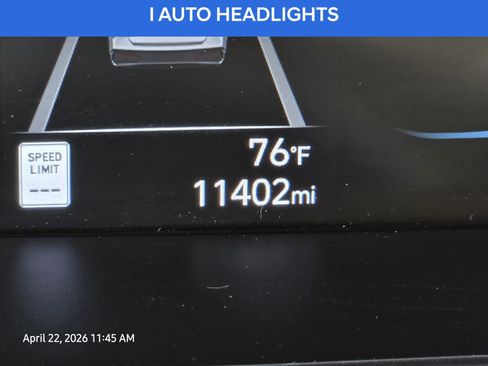 Used 2025 Hyundai Elantra Sport image 30