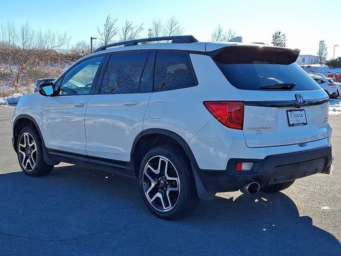 Used 2023 Honda Passport Elite image 7