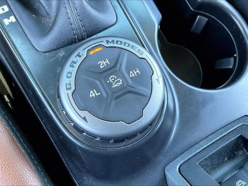 Used 2024 Ford Bronco Outer Banks AWD/4WD image 30