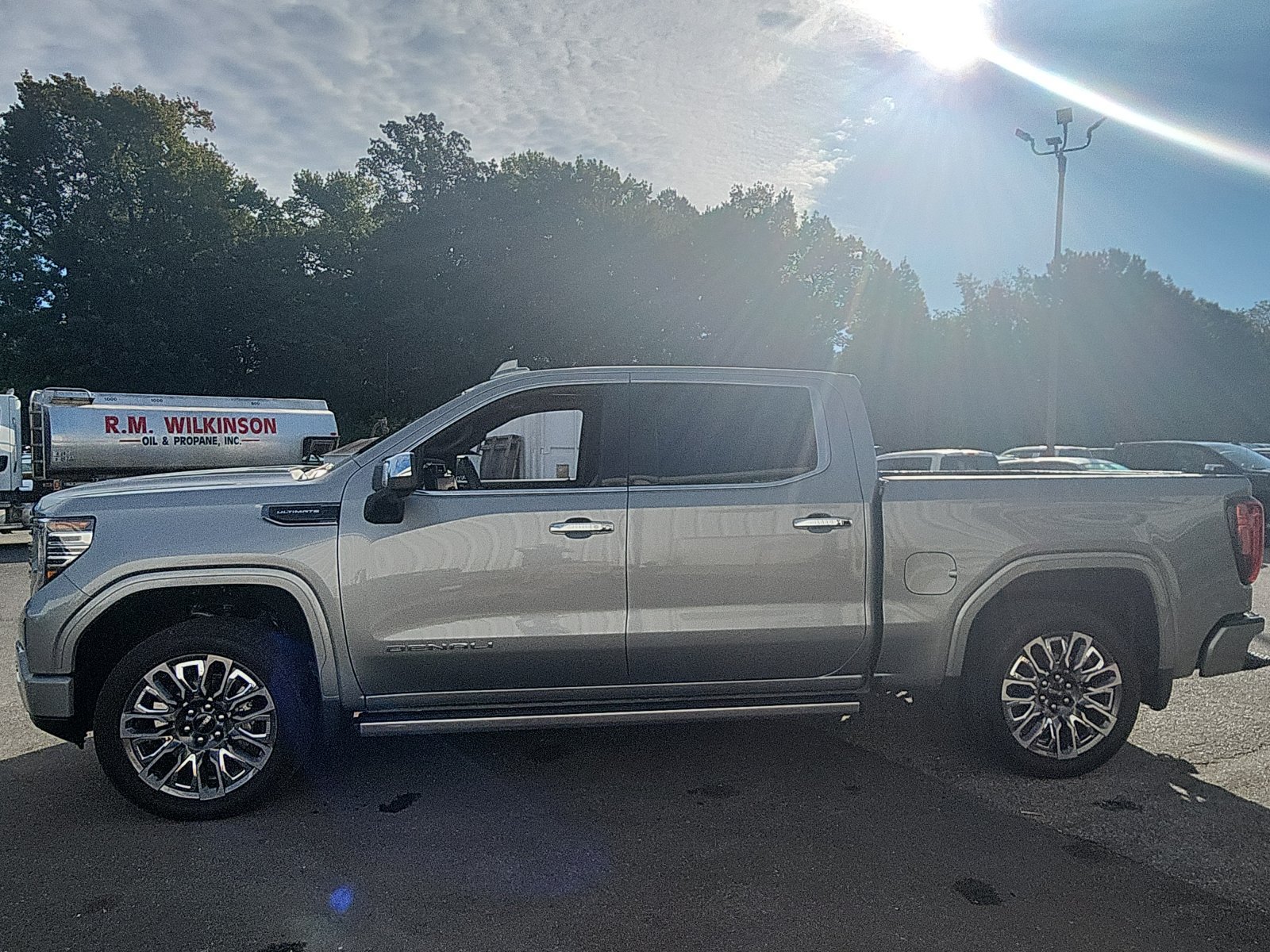 Used 2025 GMC Sierra 1500 Denali Ultimate AWD/4WD image 2