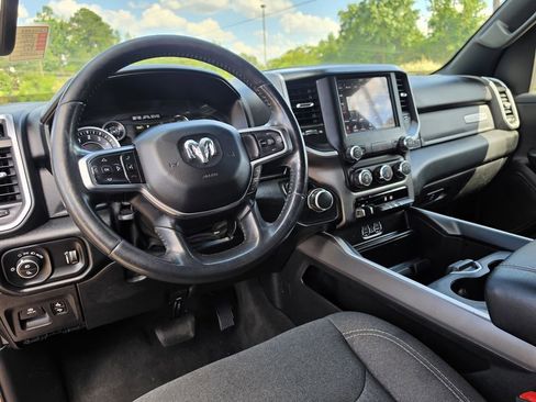 Used 2020 RAM 1500 Big Horn RWD image 18