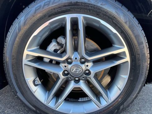 Used 2019 Hyundai Santa Fe XL image 14