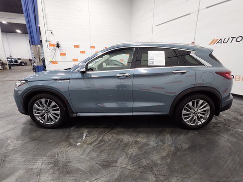 Used 2023 INFINITI QX50 Luxe AWD/4WD image 9