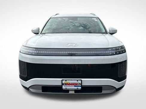 New 2026 Hyundai Ioniq 9 SEL image 8