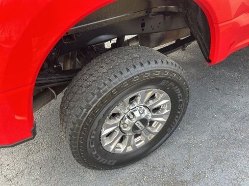 Used 2018 Ford F250 Lariat w/ Chrome Package image 13