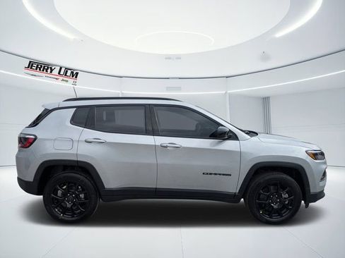 New 2026 Jeep Compass Latitude AWD/4WD image 2
