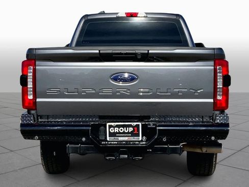 Certified 2025 Ford F250 XL w/ STX Appearance Package image 4