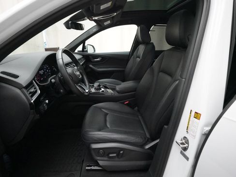 Used 2019 Audi Q7 3.0T Prestige w/ Prestige Package AWD/4WD image 7