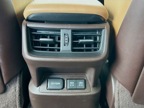 Used 2021 Lexus ES 300h w/ Accessory Package FWD image 17