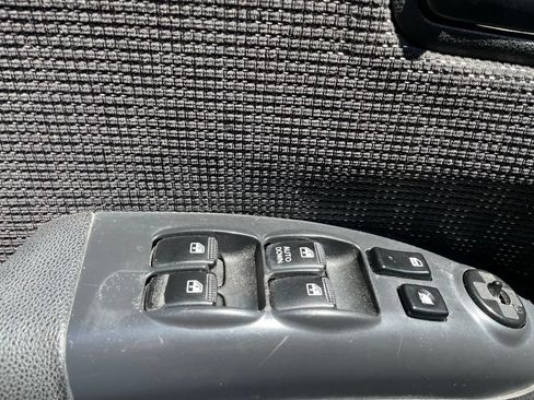 Used 2008 Kia Sportage LX FWD image 9