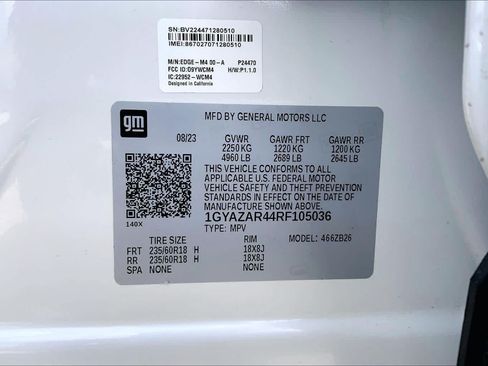 Used 2024 Cadillac XT4 Luxury w/ Cold Weather Package FWD image 36