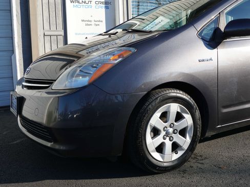 Used 2008 Toyota Prius Touring FWD image 20