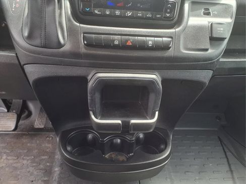 Used 2026 RAM ProMaster 2500 w/ Convenience Group FWD image 19