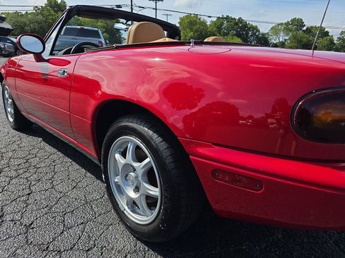Used 1994 MAZDA MX-5 Miata RWD image 44
