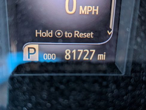 Used 2015 Toyota Camry XLE image 13