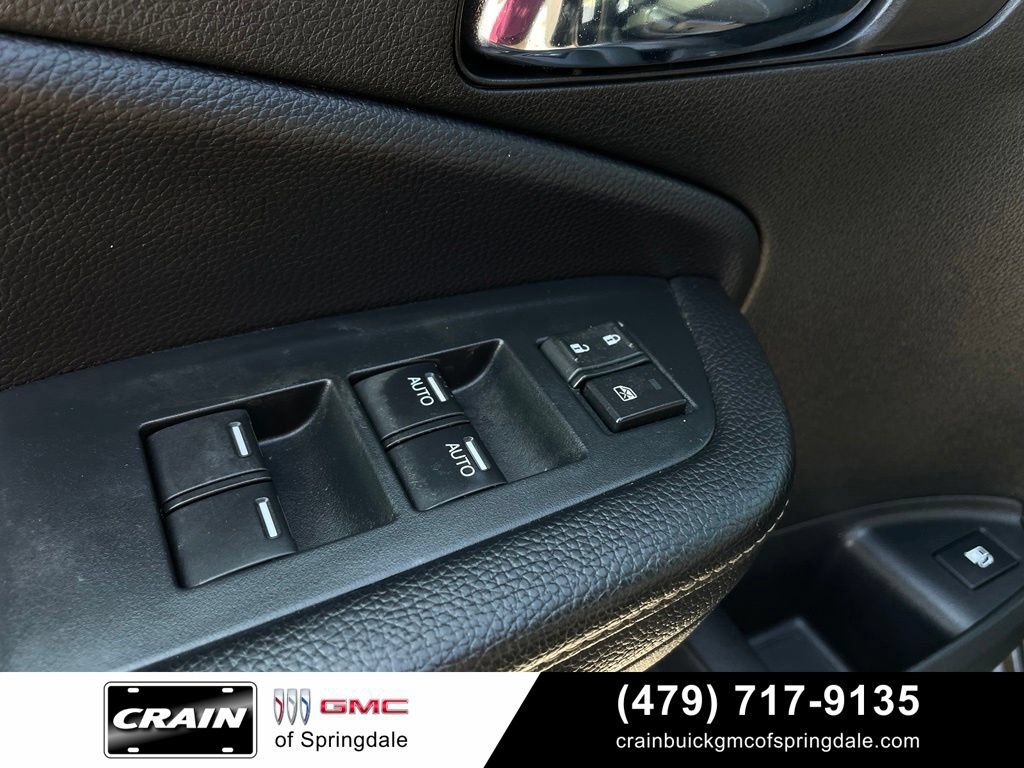 Used 2023 Honda Ridgeline Sport image 11