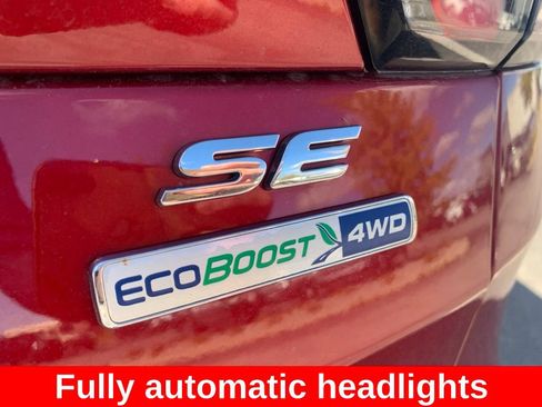 Used 2017 Ford Escape SE w/ SE Cold Weather Package AWD/4WD image 12